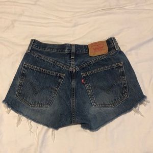 Vintage high-waisted Levi’s shorts